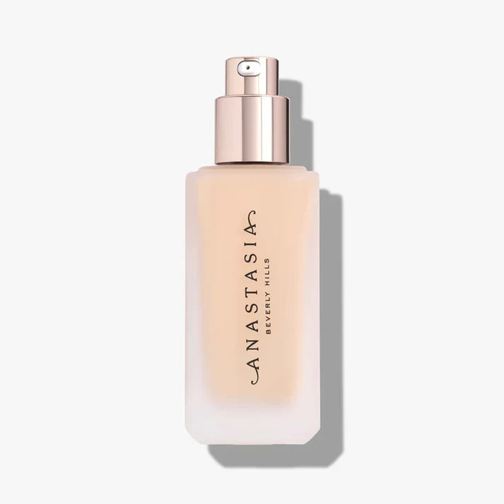 Impeccable Blurring Second Skin Matte Foundation